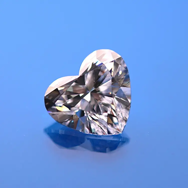 Colorless heart cut memorial diamond.