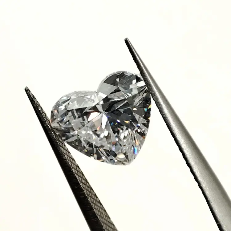 Colorless heart cut cremation diamond